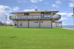 3702 Spanish Wells Rd, Galveston, TX 77554 - Photo 39