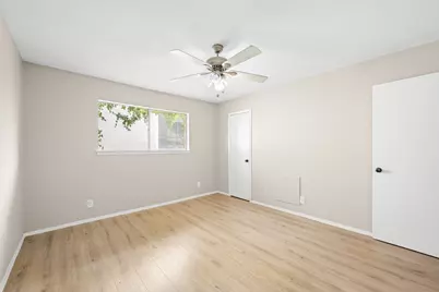 2012 Brun Street #E, Houston, TX 77019 - Photo 17