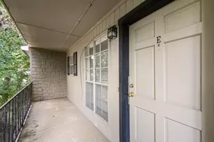 2012 Brun St, Houston, TX 77019 - Photo 7