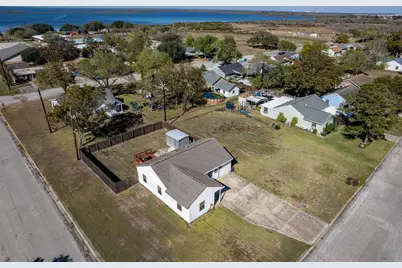 101 Lubbock Street, Point Comfort, TX 77979 - Photo 31