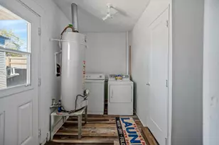 101 Lubbock St, Point Comfort, TX 77979 - Photo 11