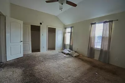 110 Almond Drive, Lake Jackson, TX 77566 - Photo 9