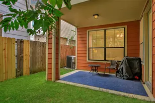 1049 W 22nd St, Houston, TX 77008 - Photo 27