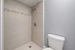 2615 Marilee Ln, Houston, TX 77057 - Photo 23