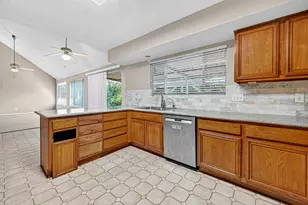 1535 Beaconshire Rd, Houston, TX 77077 - Photo 31