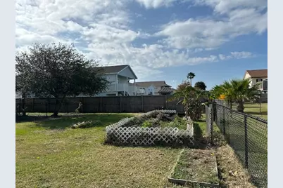 16602 Jamacia Inn Street, Jamaica Beach, TX 77554 - Photo 37