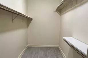 486 S Wilcrest Dr, Houston, TX 77042 - Photo 25