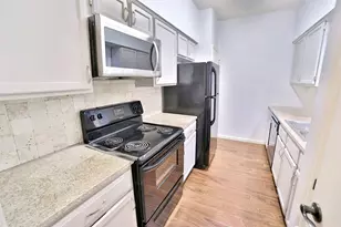 486 S Wilcrest Dr, Houston, TX 77042 - Photo 5
