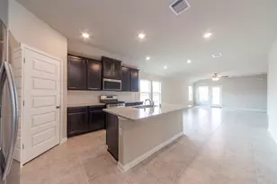 7034 Toluca Dr, Rosharon, TX 77583 - Photo 5