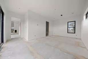 5030 Braesheather Dr, Houston, TX 77096 - Photo 17