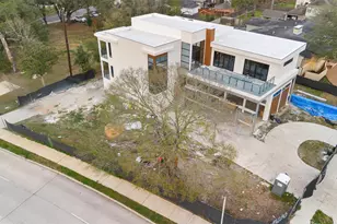 5030 Braesheather Dr, Houston, TX 77096 - Photo 25