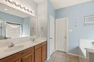 14127 Austin Hollow Ct, Houston, TX 77044 - Photo 21