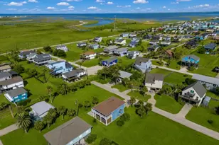 16631 Mansvelt Rd, Jamaica Beach, TX 77554 - Photo 33