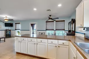 16631 Mansvelt Rd, Jamaica Beach, TX 77554 - Photo 17
