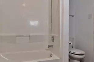 184 Kelly St, Angleton, TX 77515 - Photo 15