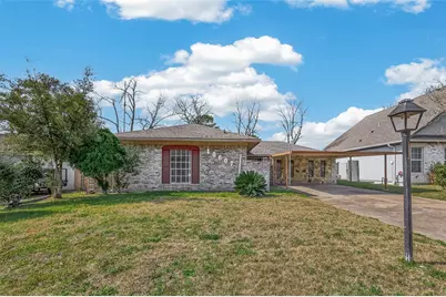 10607 Bainbridge Street, Houston, TX 77016 - Photo 3