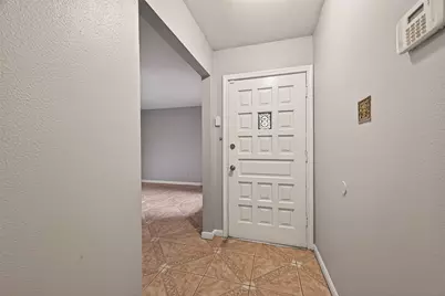 10607 Bainbridge Street, Houston, TX 77016 - Photo 7