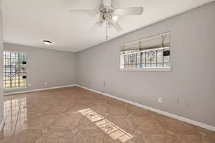 10607 Bainbridge St, Houston, TX 77016 - Photo 25