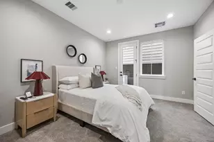1179 W 19th St, Houston, TX 77008 - Photo 35