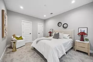 1179 W 19th St, Houston, TX 77008 - Photo 37