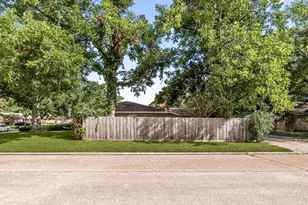 17502 Possums Run Dr, Humble, TX 77396 - Photo 33