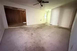 2110 Flynn Dr, Pasadena, TX 77502 - Photo 9