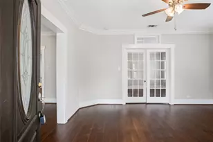 1037 Oxford St, Houston, TX 77008 - Photo 9