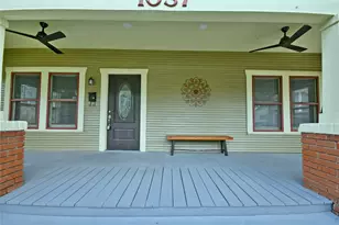 1037 Oxford St, Houston, TX 77008 - Photo 3