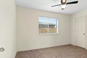 5934 Beaconridge Dr, Houston, TX 77053 - Photo 15