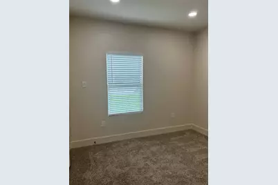 319 E Gulf Street, Baytown, TX 77520 - Photo 25