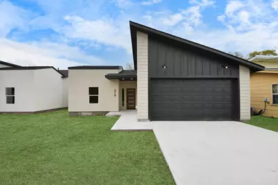 319 E Gulf Street, Baytown, TX 77520 - Photo 3