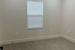 319 E Gulf St, Baytown, TX 77520 - Photo 21