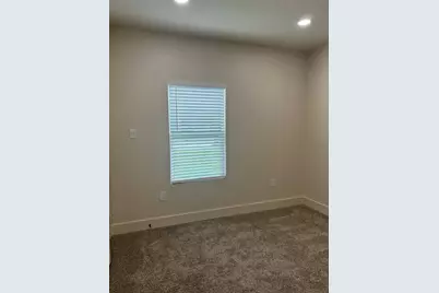 319 E Gulf Street, Baytown, TX 77520 - Photo 25