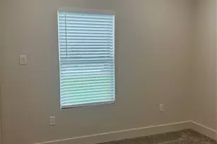 319 E Gulf St, Baytown, TX 77520 - Photo 25