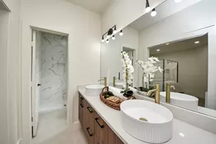 319 E Gulf St, Baytown, TX 77520 - Photo 35