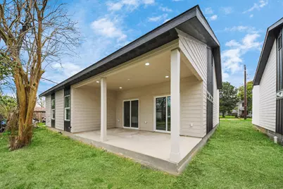 319 E Gulf Street, Baytown, TX 77520 - Photo 39