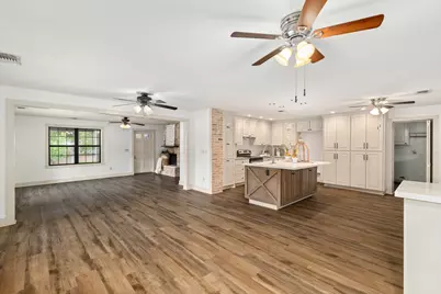511 W Val Verde Street, Brenham, TX 77833 - Photo 5