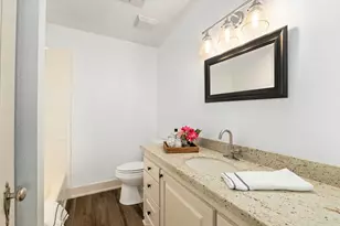 511 W Val Verde St, Brenham, TX 77833 - Photo 13