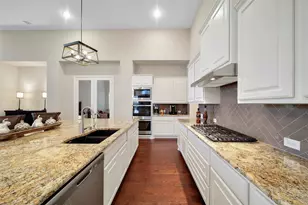 15527 Salmon Springs Dr, Conroe, TX 77302 - Photo 9