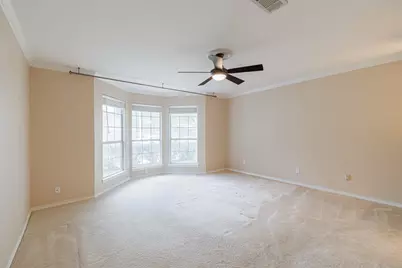 519 E Hillary Circle, Sugar Land, TX 77498 - Photo 15