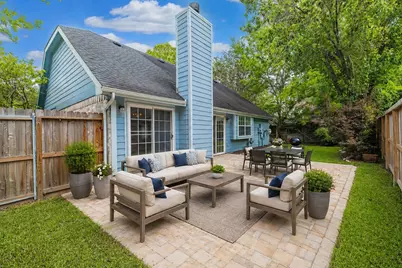 519 E Hillary Circle, Sugar Land, TX 77498 - Photo 29