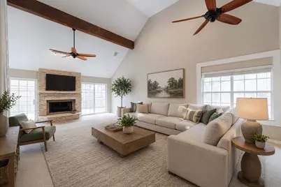 519 E Hillary Circle, Sugar Land, TX 77498 - Photo 3