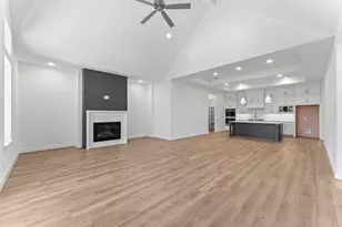 330 Eastern Towhee Ct, Magnolia, TX 77354 - Photo 11