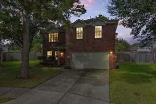 2111 Bataan Dr, League City, TX 77573 - Photo 43