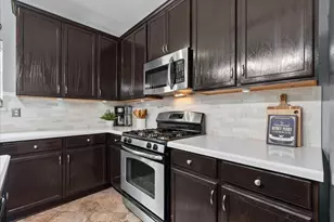 2111 Bataan Dr, League City, TX 77573 - Photo 15