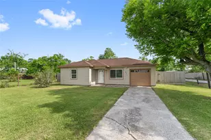 511 Jones Rd, Highlands, TX 77562 - Photo 1