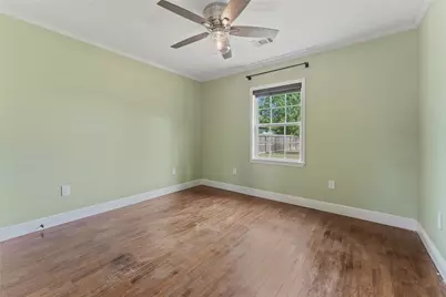 511 Jones Road, Highlands, TX 77562 - Photo 11