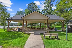 1920 Foxbriar Dr, Huntsville, TX 77340 - Photo 47