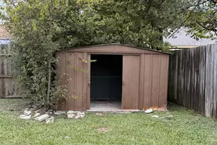 11315 Paramount Ln, Houston, TX 77067 - Photo 9