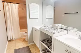 7950 N Stadium Dr, Houston, TX 77030 - Photo 11